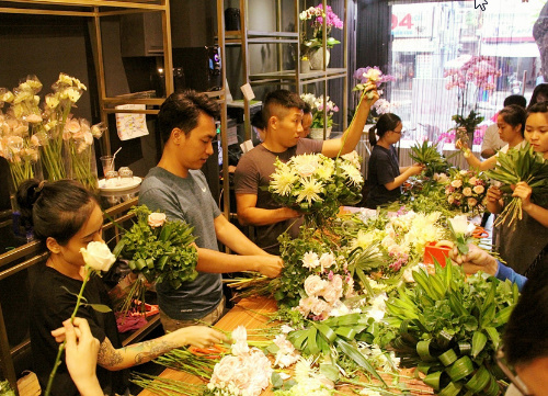 Shop bán hoa tươi ở Đồng Hới Quảng Bình thương hiệu Vàng.